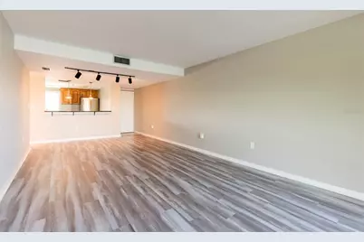 735 S Village Drive N #206, Saint Petersburg, FL 33716 - Photo 17