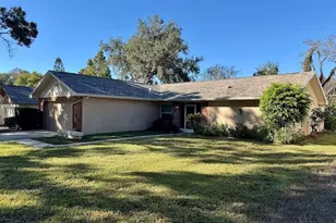 1482 Glengarry Dr, Palm Harbor, FL 34684 - Photo 1