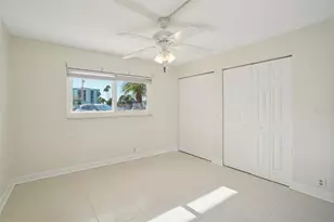 1847 Shore Dr S, South Pasadena, FL 33707 - Photo 11