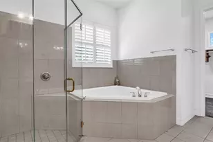 1089 Cordova Blvd NE, Saint Petersburg, FL 33704 - Photo 25