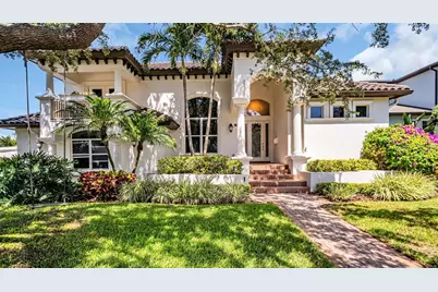 1089 Cordova Boulevard NE, Saint Petersburg, FL 33704 - Photo 1