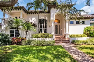 1089 Cordova Blvd NE, Saint Petersburg, FL 33704 - Photo 1