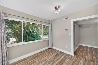 2470 47th Street S, Saint Petersburg, FL 33711 - Photo 27