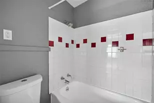 2470 47th St S, Saint Petersburg, FL 33711 - Photo 33