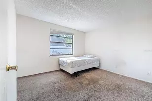 9214 Roundwood Ct, Tampa, FL 33615 - Photo 29