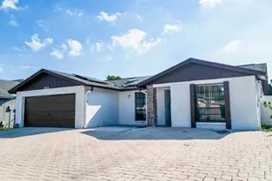 9214 Roundwood Ct, Tampa, FL 33615 - Photo 39