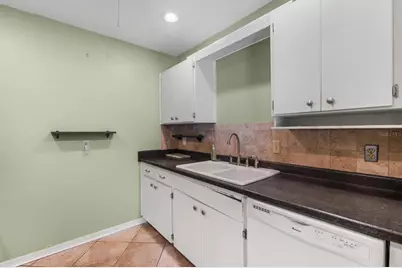 2205 Grenadier Drive, Sun City Center, FL 33573 - Photo 9