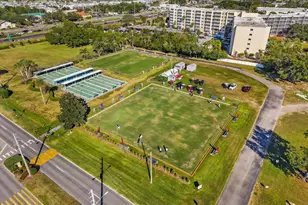 2205 Grenadier Dr, Sun City Center, FL 33573 - Photo 23