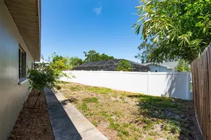 11797 David Ct, Largo, FL 33778 - Photo 39