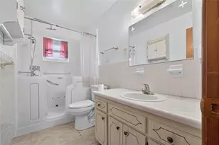 5410 Satsuma Dr, Zephyrhills, FL 33542 - Photo 13