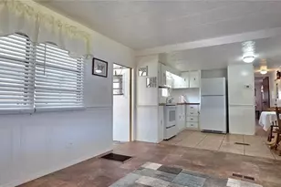 37137 Lois Ave, Zephyrhills, FL 33542 - Photo 19