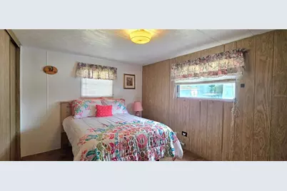 37137 Lois Avenue, Zephyrhills, FL 33542 - Photo 33