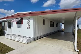 37137 Lois Ave, Zephyrhills, FL 33542 - Photo 5