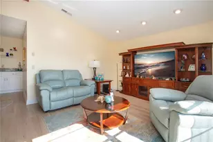 2016 E View Dr, Sun City Center, FL 33573 - Photo 41