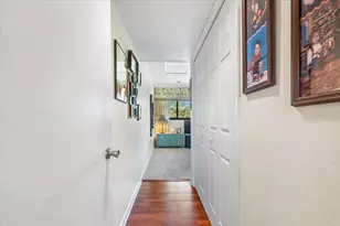 875 S Village Dr N, Saint Petersburg, FL 33716 - Photo 17