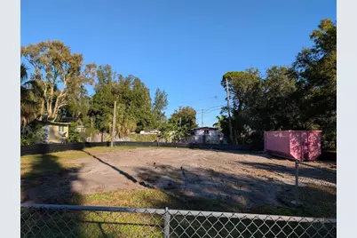 1331 Mentone Drive NE, Saint Petersburg, FL 33702 - Photo 11