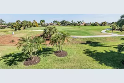 6915 Brier Creek Court, Lakewood Ranch, FL 34202 - Photo 5
