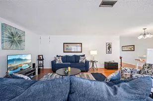 5501 80th St N, Saint Petersburg, FL 33709 - Photo 13