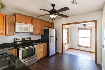 1725 Bradshaw Lane N, Saint Petersburg, FL 33710 - Photo 11