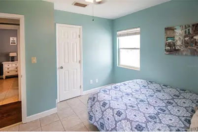 1725 Bradshaw Lane N, Saint Petersburg, FL 33710 - Photo 25