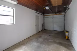 1725 Bradshaw Ln N, Saint Petersburg, FL 33710 - Photo 29