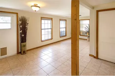 1725 Bradshaw Lane N, Saint Petersburg, FL 33710 - Photo 17