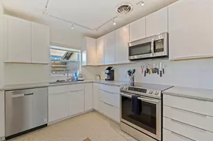 627 70th Ave, Saint Pete Beach, FL 33706 - Photo 35