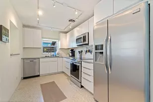 627 70th Ave, Saint Pete Beach, FL 33706 - Photo 33