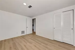 1601 Faust Dr, Englewood, FL 34224 - Photo 11