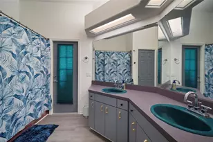 424 Summit Chase Dr, Valrico, FL 33594 - Photo 35