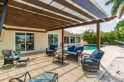 11240 7th Street E, Treasure Island, FL 33706 - Photo 31