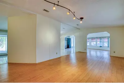 8 Pelican Drive N, Oldsmar, FL 34677 - Photo 9