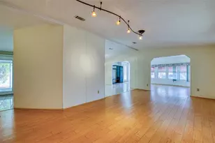 8 Pelican Dr N, Oldsmar, FL 34677 - Photo 9