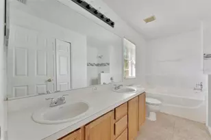 11007 Whitecap Dr, Riverview, FL 33579 - Photo 19