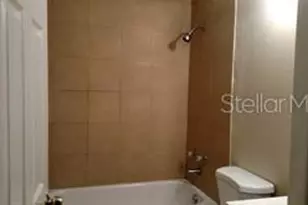 7517 Lakeshore Dr, Tampa, FL 33604 - Photo 7