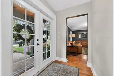 737 28th Avenue N, Saint Petersburg, FL 33704 - Photo 5