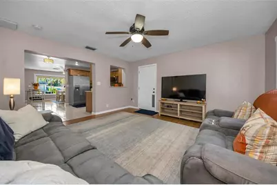 8037 Powder Horn Circle, Largo, FL 33773 - Photo 7