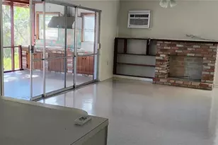 17466 Lake Iola Rd, Dade City, FL 33523 - Photo 11