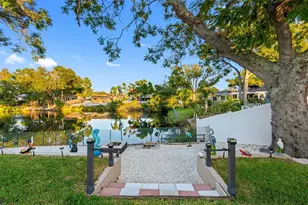 8139 129th Ln N, Seminole, FL 33776 - Photo 33