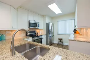 5642 Puerta Del Sol Blvd S, Saint Petersburg, FL 33715 - Photo 5