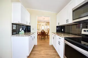 72 Pelican Dr E, Oldsmar, FL 34677 - Photo 13