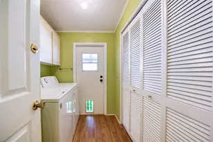 72 Pelican Dr E, Oldsmar, FL 34677 - Photo 17