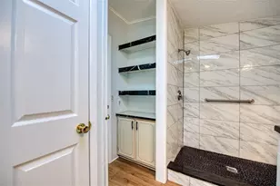 72 Pelican Dr E, Oldsmar, FL 34677 - Photo 25