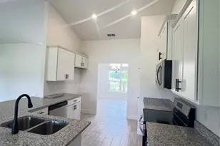 37094 Hidden Vw Cir, Dade City, FL 33523 - Photo 15