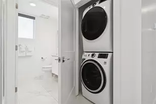 11500 Gulf Blvd, Treasure Island, FL 33706 - Photo 25