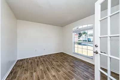 5658 Fischer Drive, Lakeland, FL 33812 - Photo 11