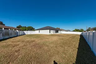 5658 Fischer Dr, Lakeland, FL 33812 - Photo 29