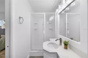 1711 S Patlin Circle, Largo, FL 33770 - Photo 19