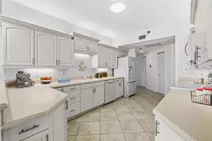 7932 Sailboat Key Blvd S, South Pasadena, FL 33707 - Photo 17