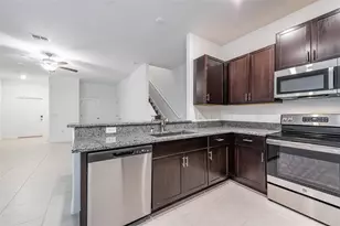 14348 Editors Note St, Ruskin, FL 33573 - Photo 3